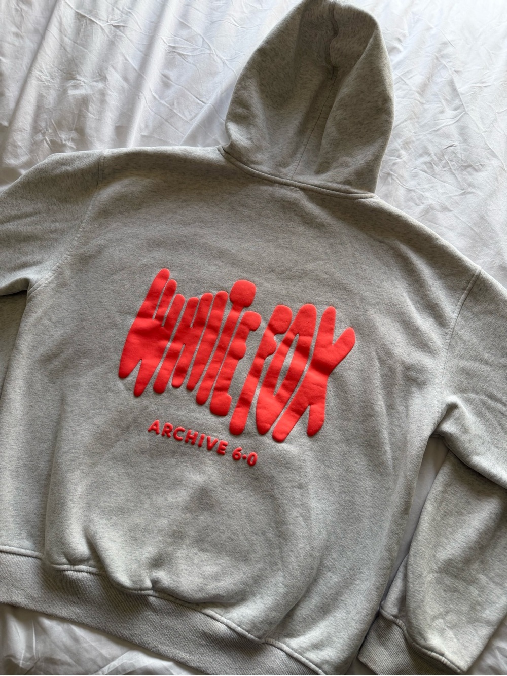 White Fox Grey Archive Oversized Hoodie 6.0 L/XL Puffy Lettering Lounge Comfy